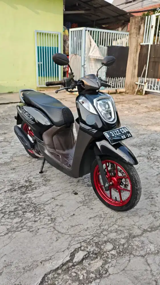 Honda genio hitam coklat