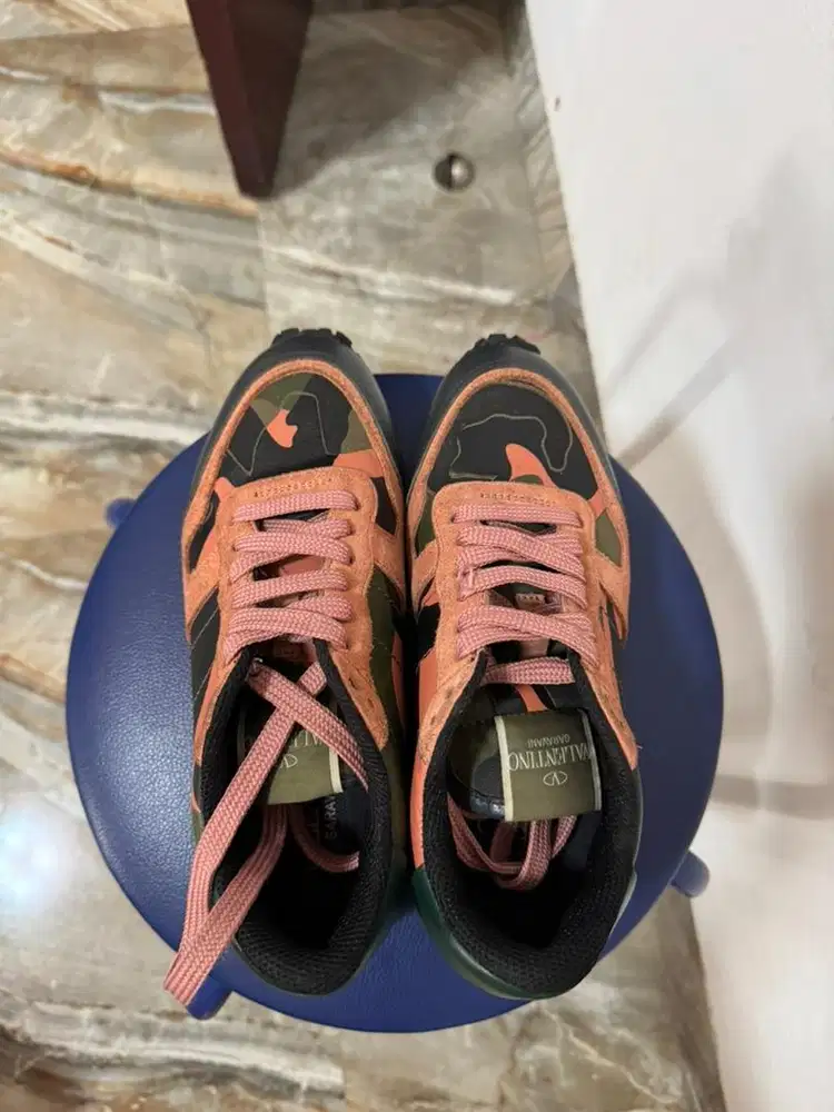 Sepatu wanita army