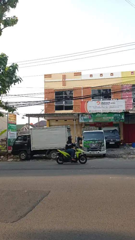 Disewakan Ruko 2 Lantai di Tembalang Dekat UNDIP. Bisa 6 Bulanan