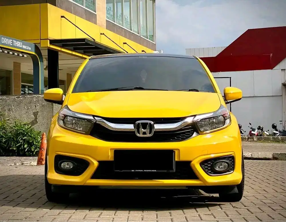 HONDA BRIO 1.2 E MT 2019 KUNING PROMO MURAH DP MINIM 10 JUTA