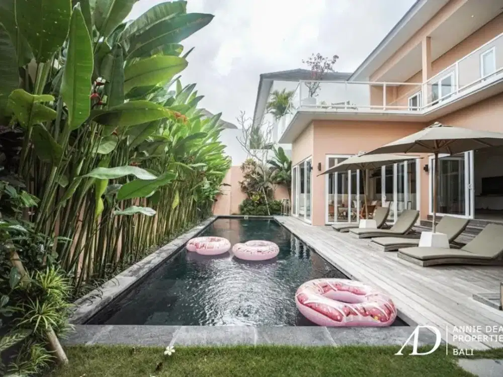 LEASEHOLD | 4-BEDROOM MODERN VILLA NEAR NYANYI BEACH - TABANAN