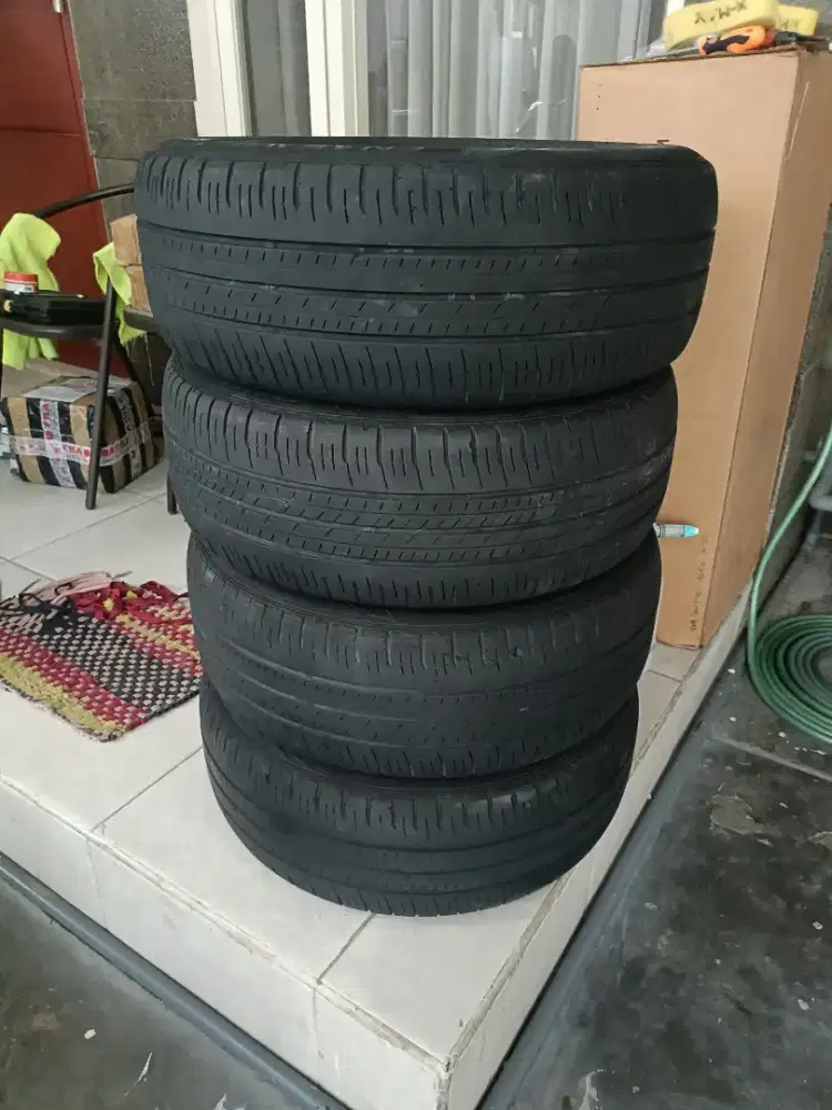 Ban Dunlop Enasave 205/55 - R16