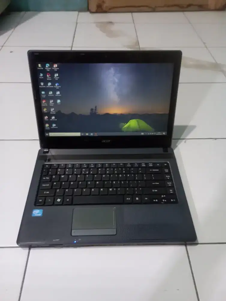 Laptop Acer siap pakai
