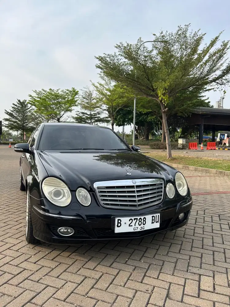 Mercedes-Benz E280 2009 Bensin