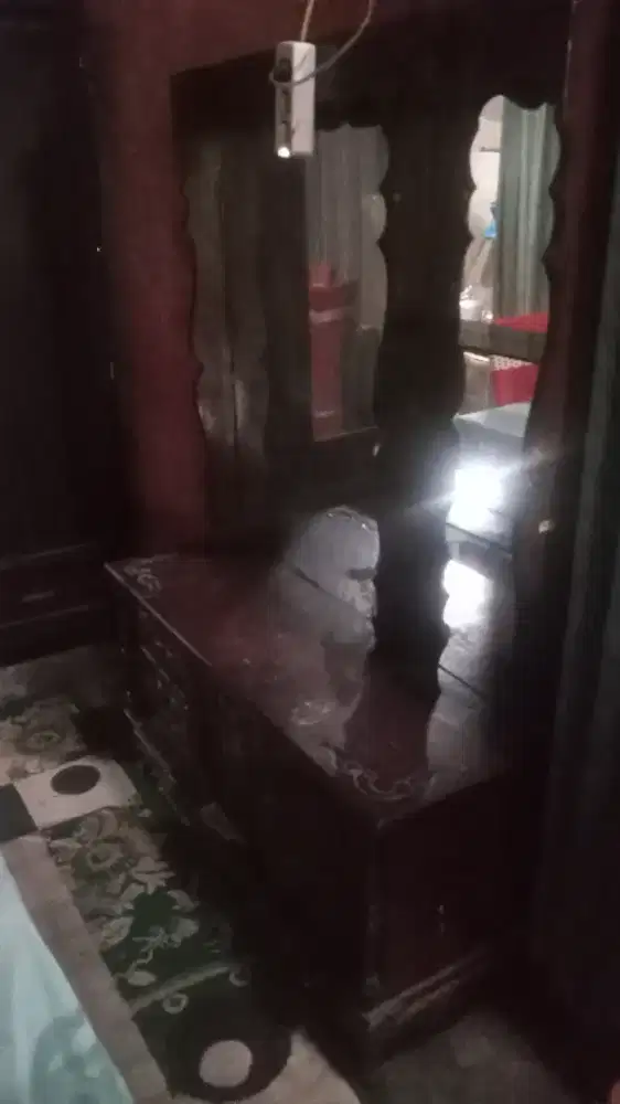 Meja Rias kayu jati