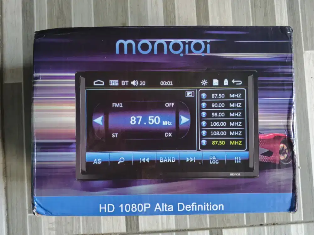 Head Unit Universal Car MONQIQI - 7018B