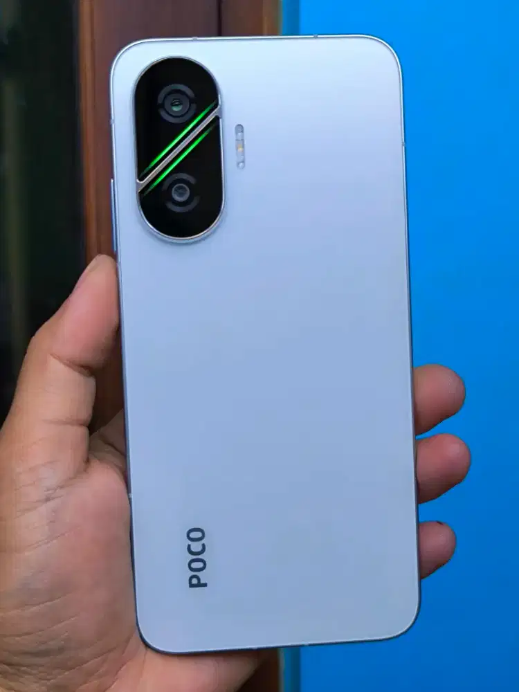 POCO F7 5G 12/512 BELUM ADA 1BULAN