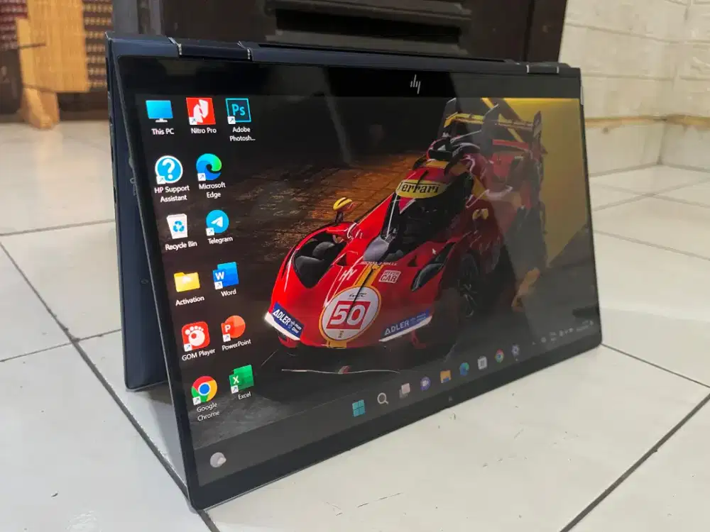 Dijual HP elite Dragonfly 2 in 1 Intel core i5 gen8 (ram 8/ nvme 512)