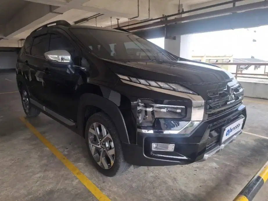 DP RENDAH Mitsubishi Xpander 1.5 Cross Premium Package AT 2023 8JBS