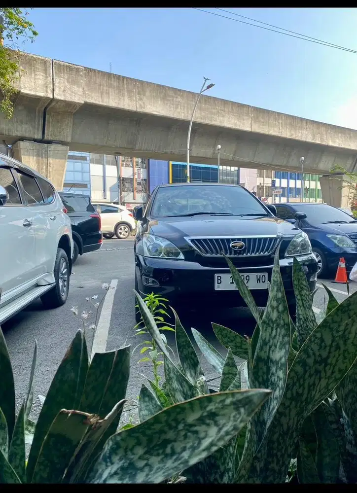 Toyota Harrier 240G Lprem 2012