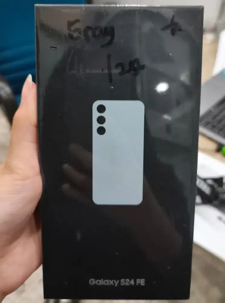 Samsung Galaxy S24 FE 5G 8GB+256GB Grey BNIB Garansi Resmi SEIN