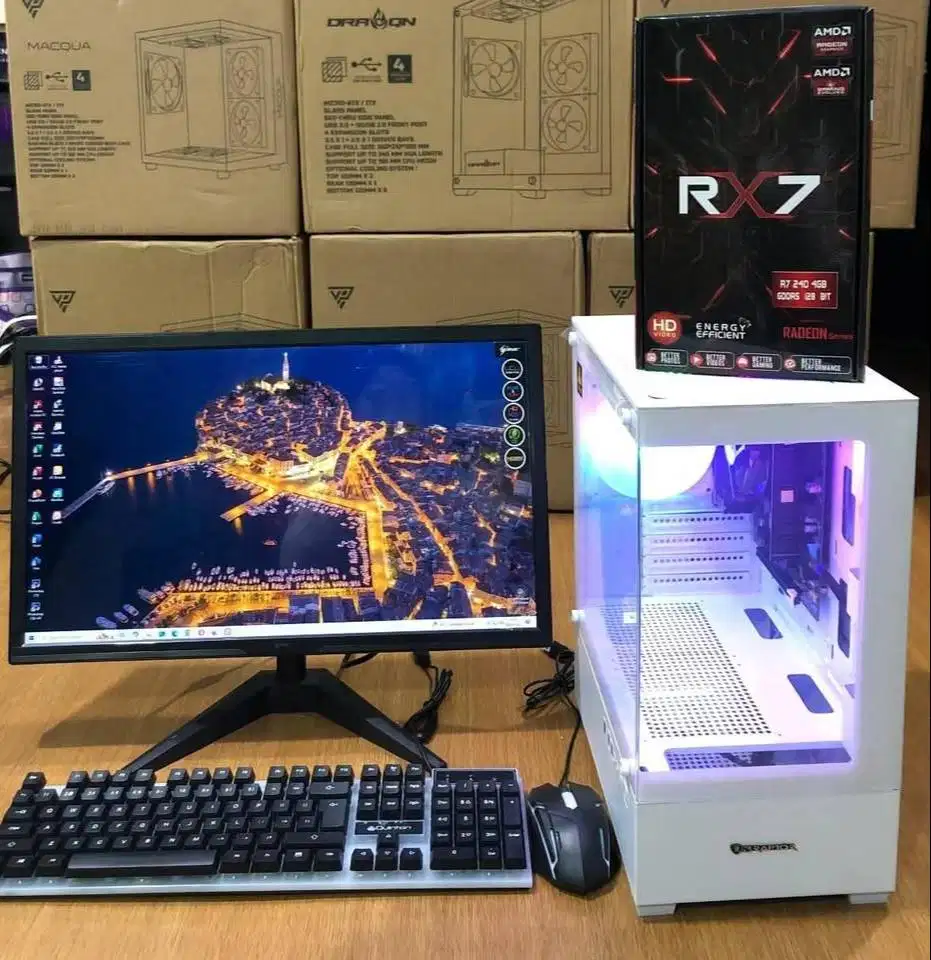 PC RAKITAN FULLSET SIAP PAKAI DAN BERGARANSI