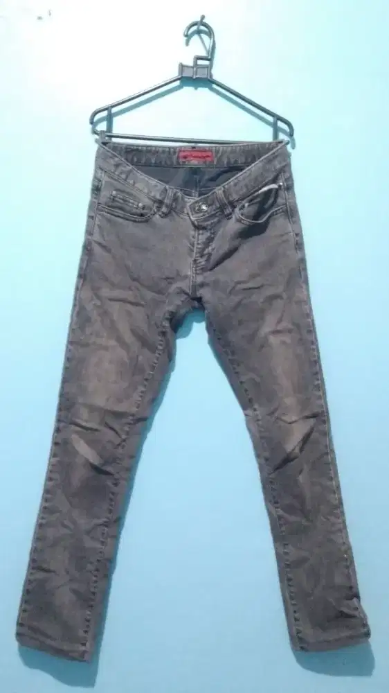 Celana jeans panjang