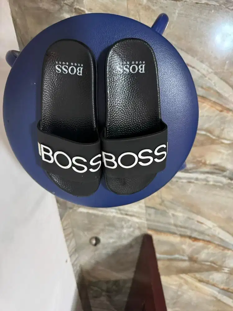 Sendal anak lali laki boss