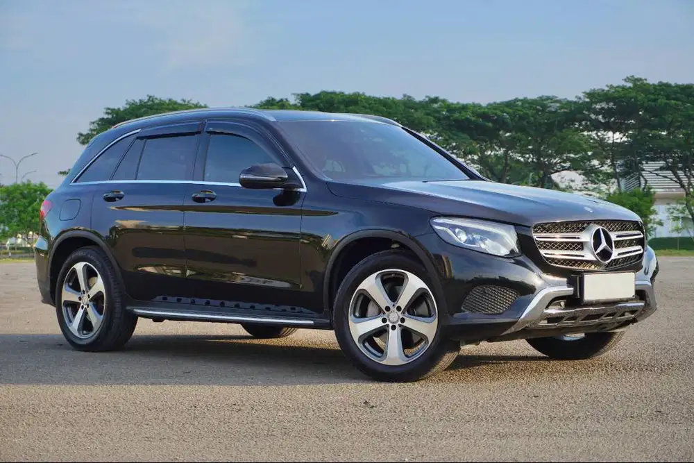Mercedes Benz GLC250  4MATIC Exclusive Line CKD 2017