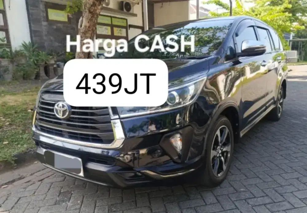 Inova venturer diesel 2021 matic at surabaya reborn solar