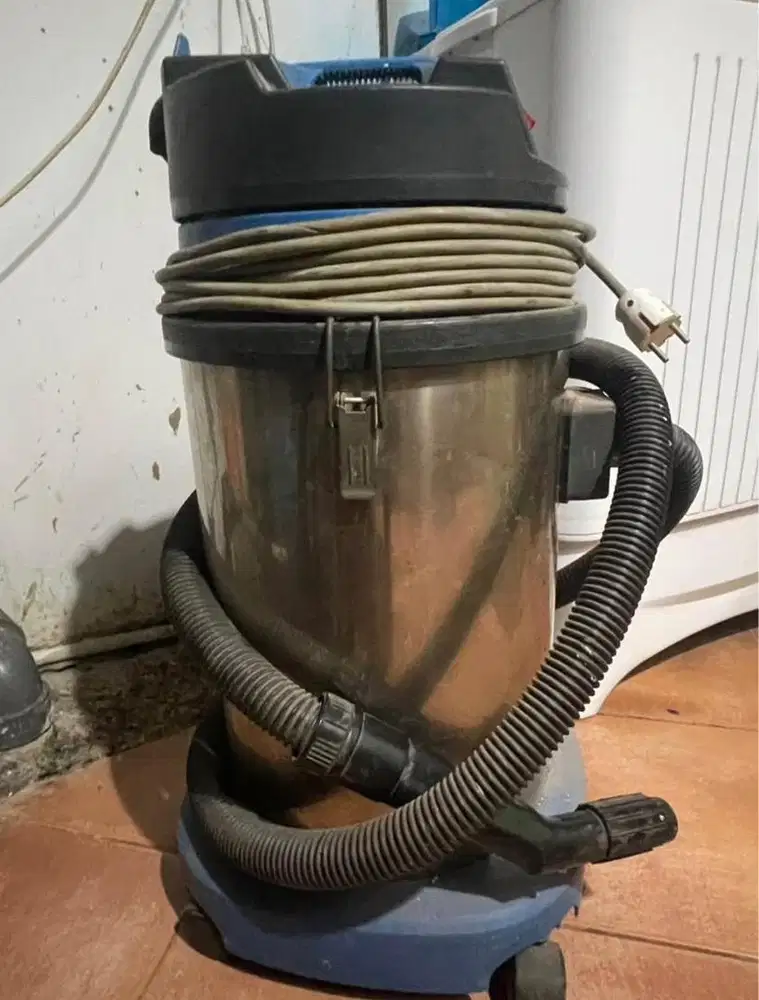 Dijual Vacum cleaner Wet & Dry