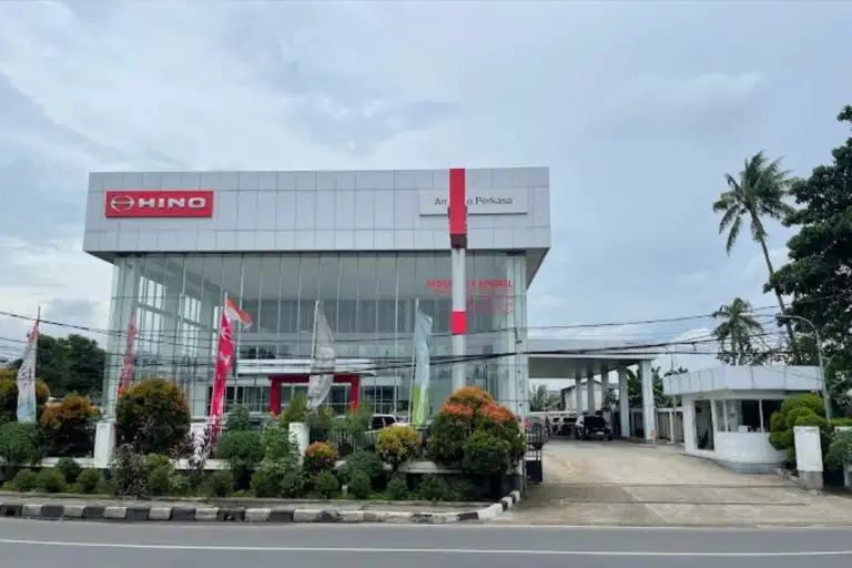 LOWONGAN KERJA SALES HINO DAAN MOGOT