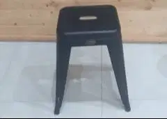 Kursi London Stool Hitam