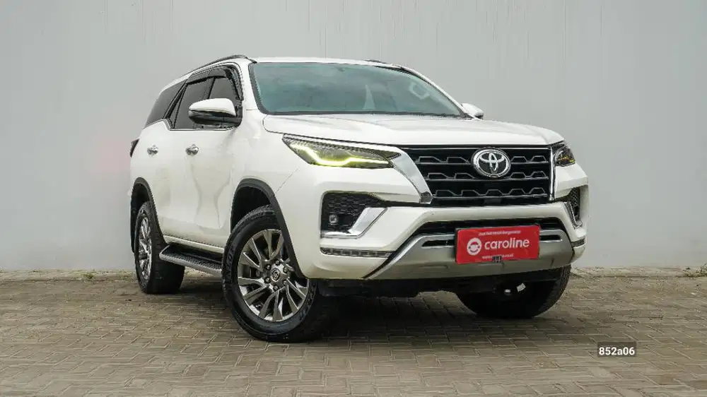TOYOTA FORTUNER VRZ NEW 2.4 DIESEL AT 2021 PUTIH