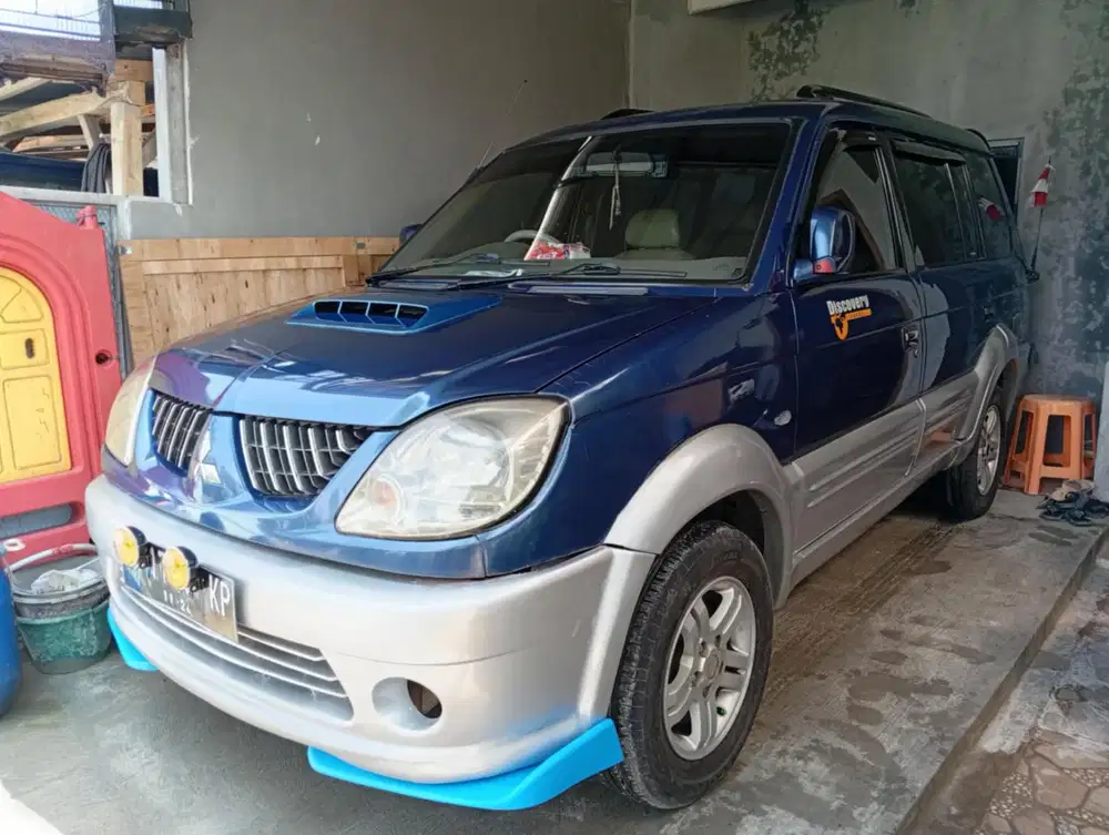 Mitsubishi Kuda 2004 Bensin