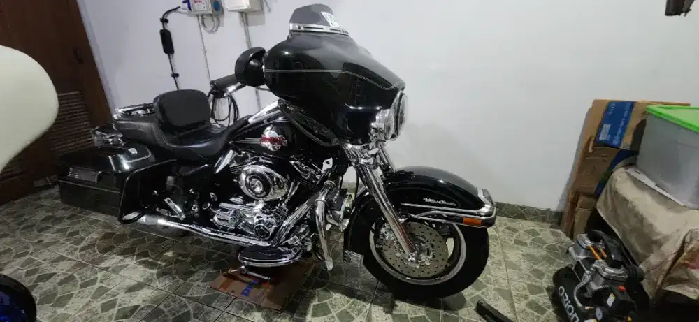 HARLEY ULTRA FLHTCI 2006