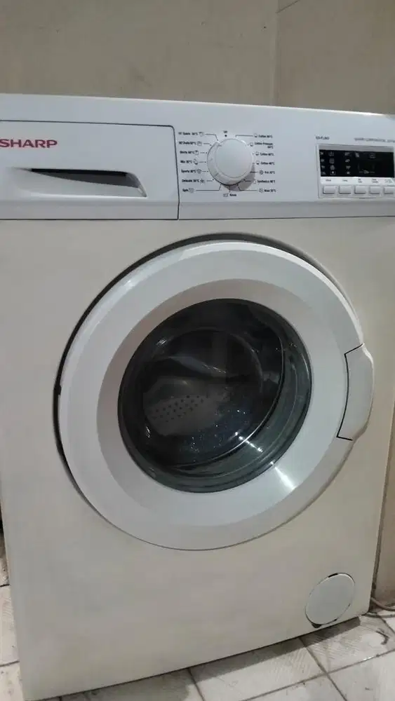 Mesin cuci otomatis sharp