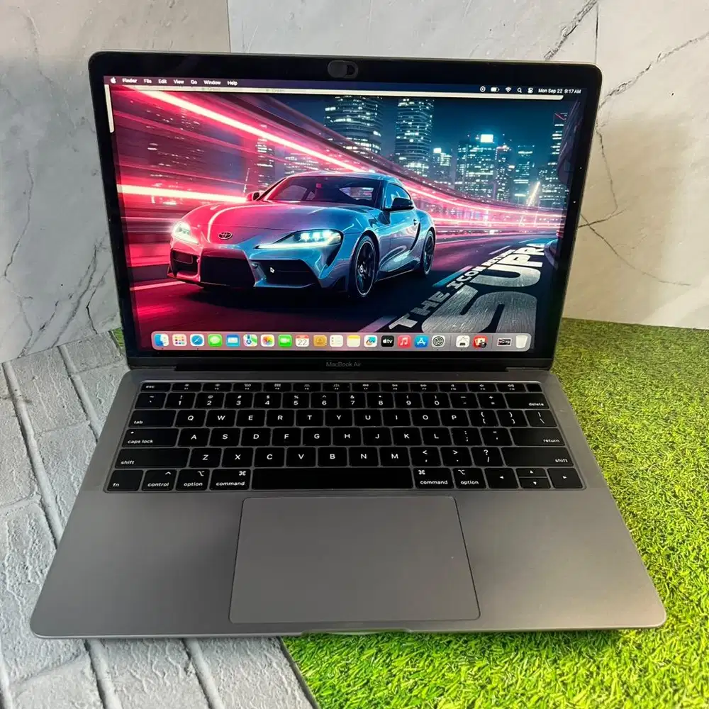 Macbook Air 2019 13 inch 8/128 Space Grey Normal lancar