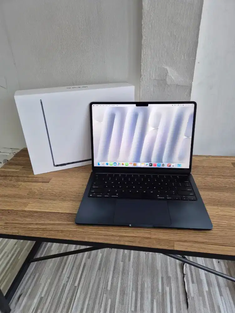 Ram 16GB, Macbook Air M2 2022 SSD 512GB  Fungsi Normal Semua