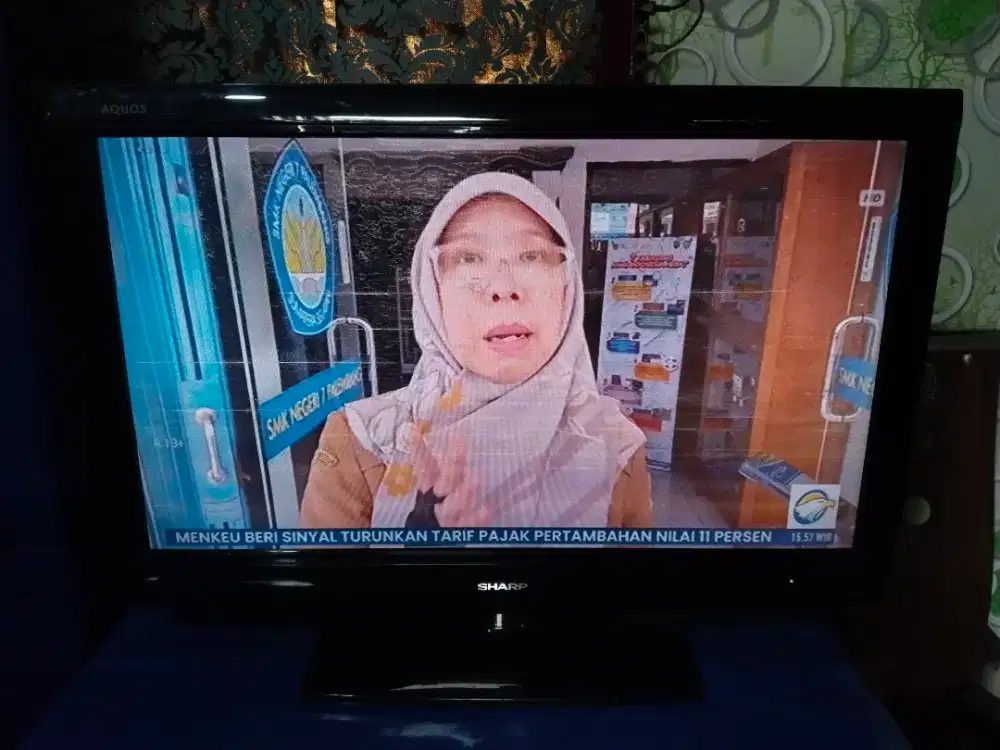 TV LCD Sharp 32in