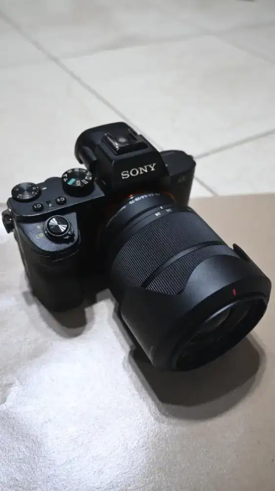 Kamera Sony A7ii Lensa kit