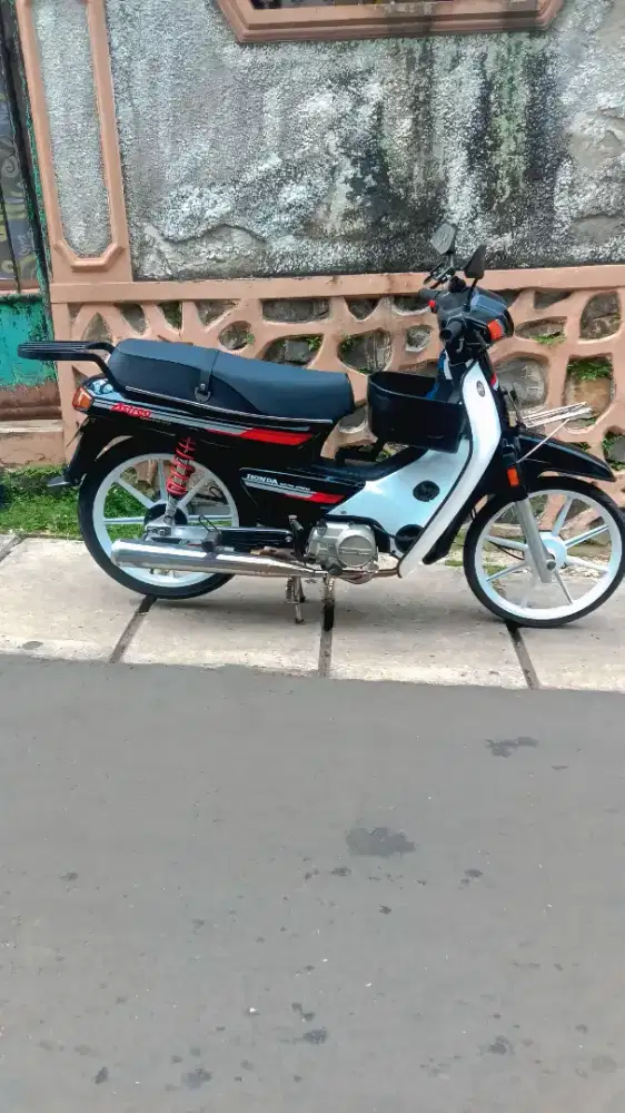 Honda Astrera grand
