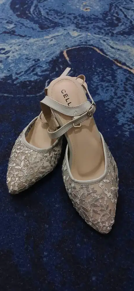 Heelss Wanitaaa