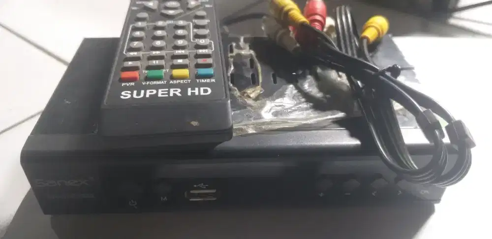 SET TOP BOX TV DIGITAL SECOND  MERK SANEX