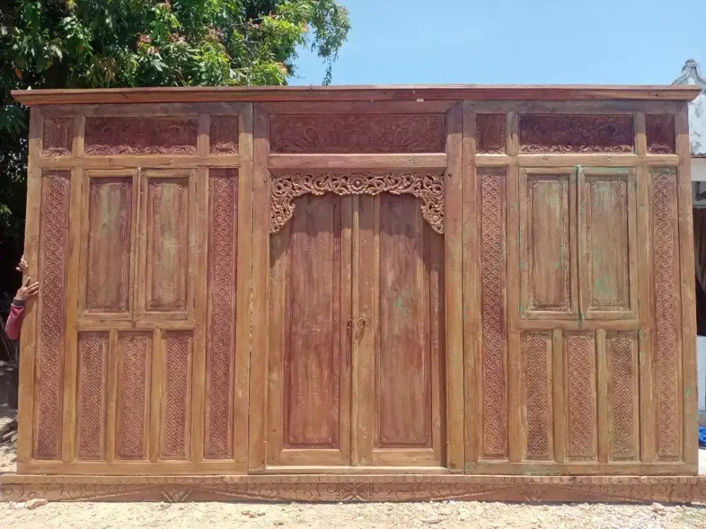 Gebyok lawasan 400x270