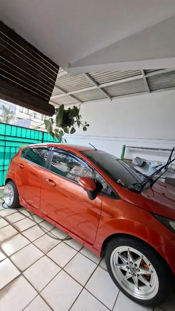 Fiesta type. Sporty 1.6 pajak hidup