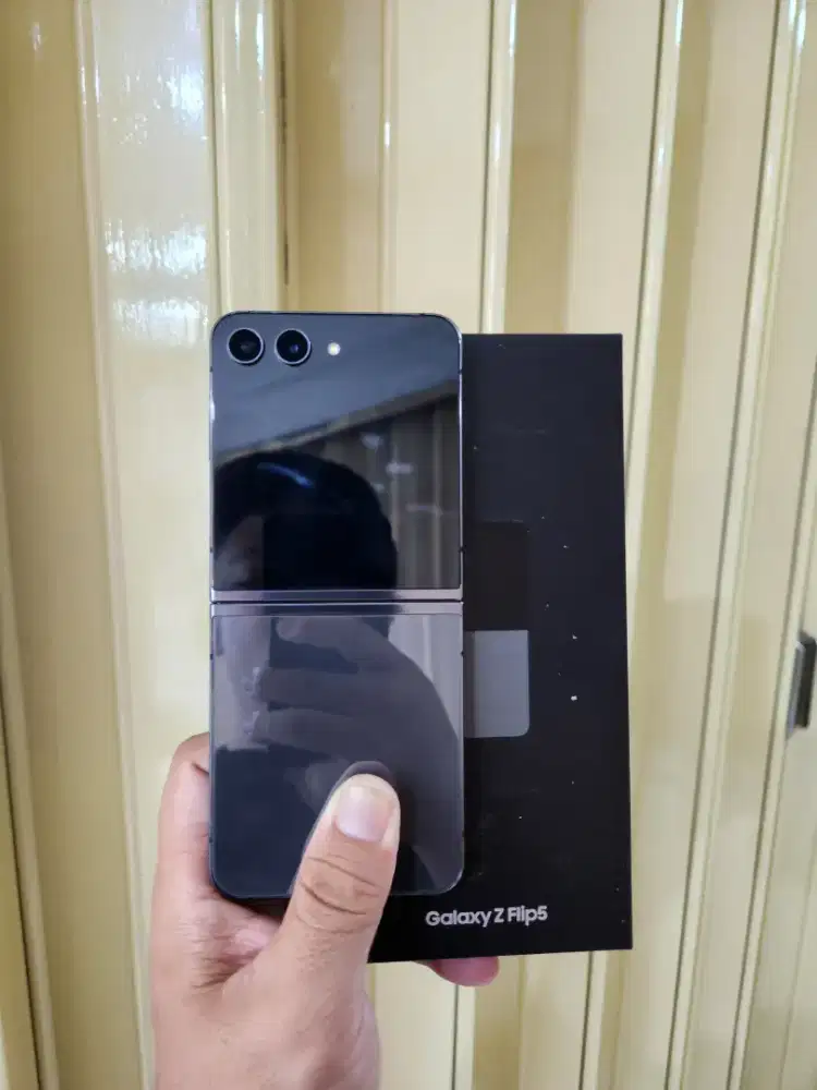 Samsung Z Flip 5 Ram 8/512GB SEIN Mulus Full Ori