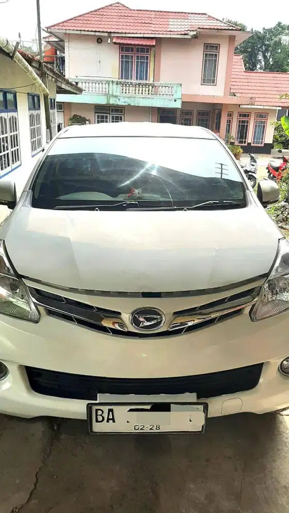 Xenia R metik tahun 2012.