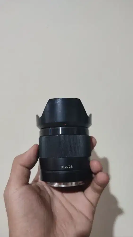 Lensa Sony fe 28mm f2 murah