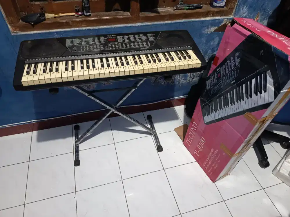 Keyboard piano techno T-9100
