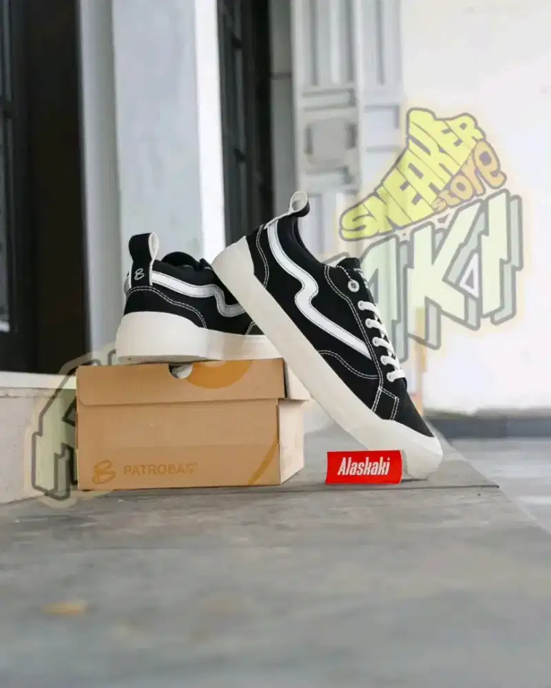 Sepatu PATROBAS