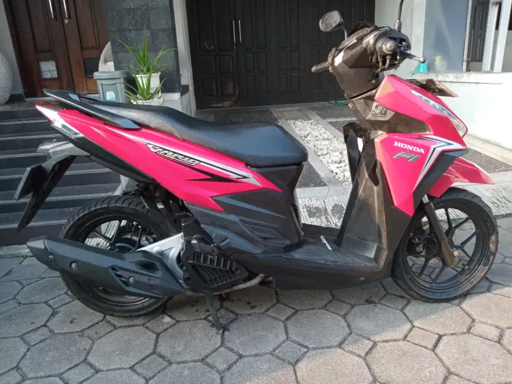 Honda Vario 2017 plat B bekasi kondisi mesin baik