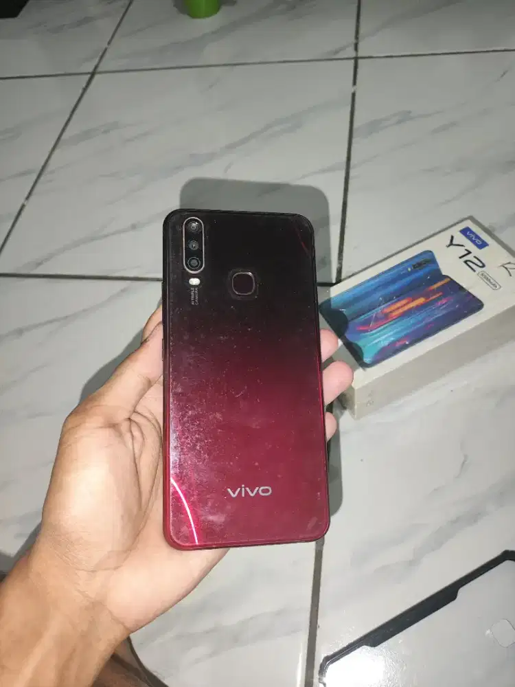 Jual HP bekas Vivo y12 64gb