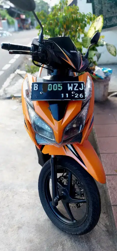 Vario 125 KZR ORANGE