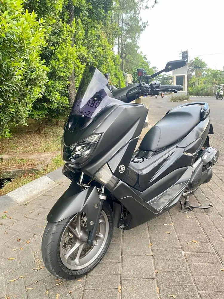 Jual Nmax 2018 hitam doff