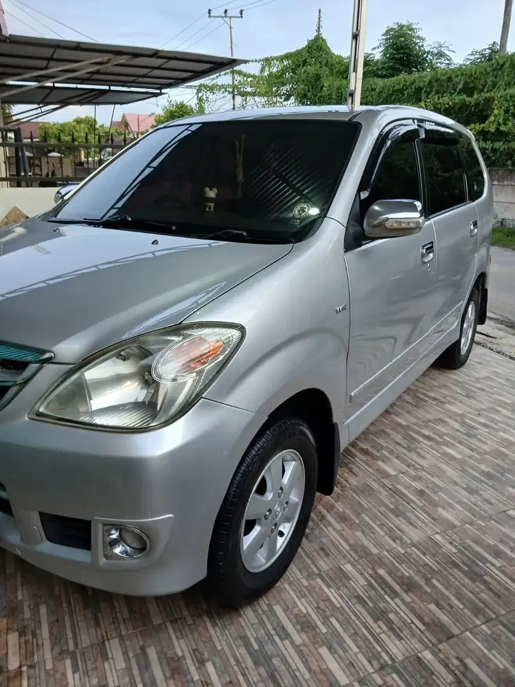 Toyota Avanza 2011 Bensin