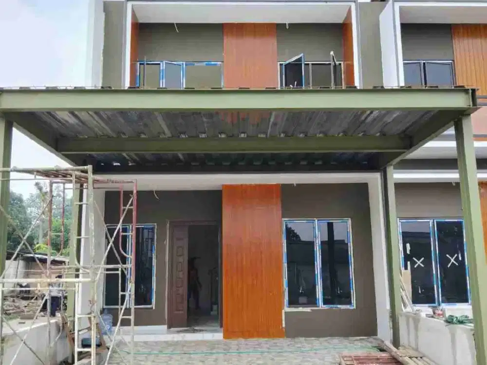 Townhouse super mewah 2lantai unit siap huni ,SHM sudah pecah, DP 0%
