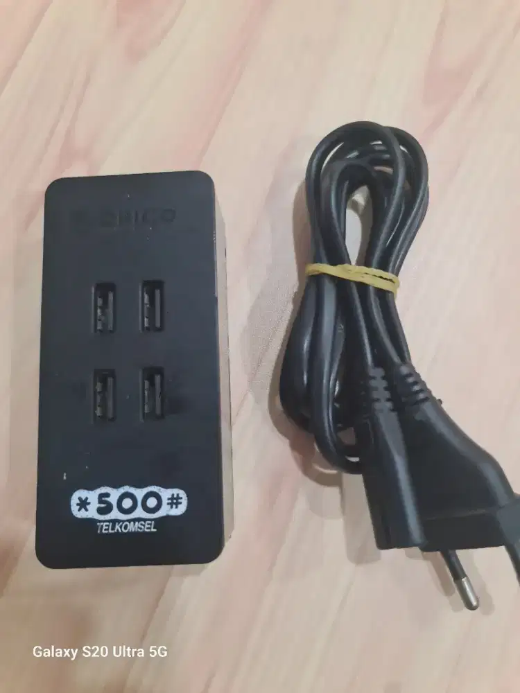Charger Orico 4 Port Fast Charger