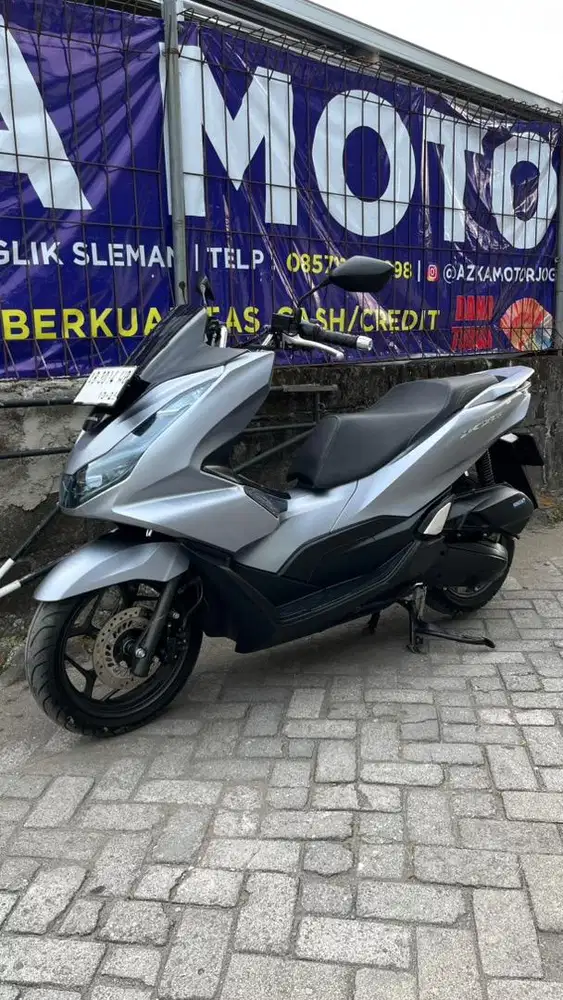 Honda PCX 160 2024 like new