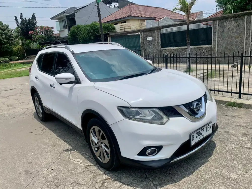 Nissan X-Trail 2.5 2014 Matic Putih